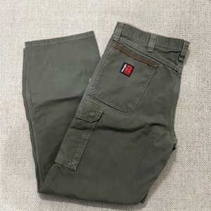 Wrangler Olive Cargo Pants for Men
